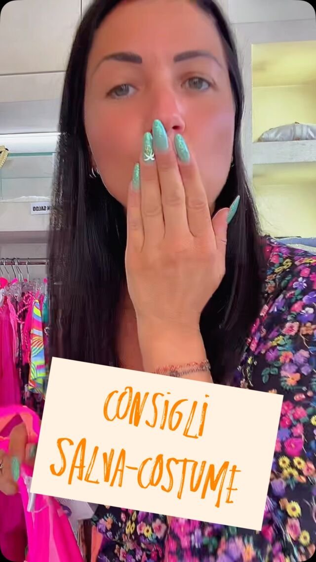I costumi da bagno vanno trattati con cura per durare a lungo e restare sempre belli!
Ecco i nostri consigli semplici ma fondamentali per lavarli nel modo giusto (senza rovinarli!).
💦 Dalla sciacquata post-mare al lavaggio a mano: segui questi passaggi e i tuoi costumi ti ringrazieranno!
👙 Hai mai fatto uno di questi errori? 📌 Salvalo. Ti servirà dopo ogni giornata al mare! Tagga un’amica che rovina sempre i costumi in lavatrice! #CostumiDaBagno #ConsigliUtili #Lavatrici #ModaEstate #SummerTips
#BeachwearCare #LavaggioCostumi #CuraDelCapo #TrucchiDiStile
#ReelConsigli #FashionTips #AbbigliamentoDonna #ModaMare2025
#LaundryHacks #CostumePerfetto #sanmarino